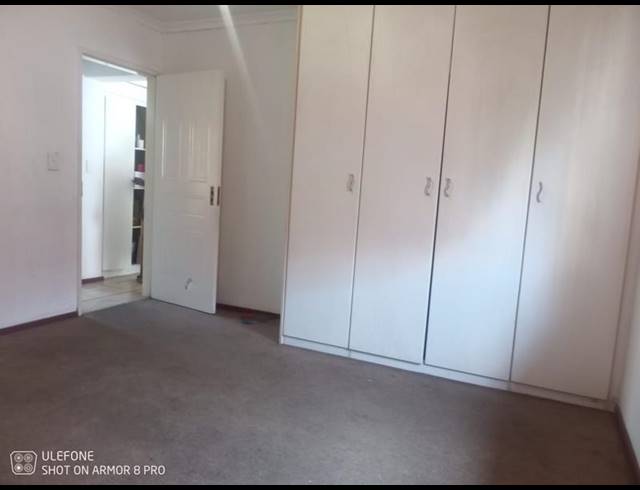 2 BEDROOM APARTMENT FOR SALE IN PARKDENE
